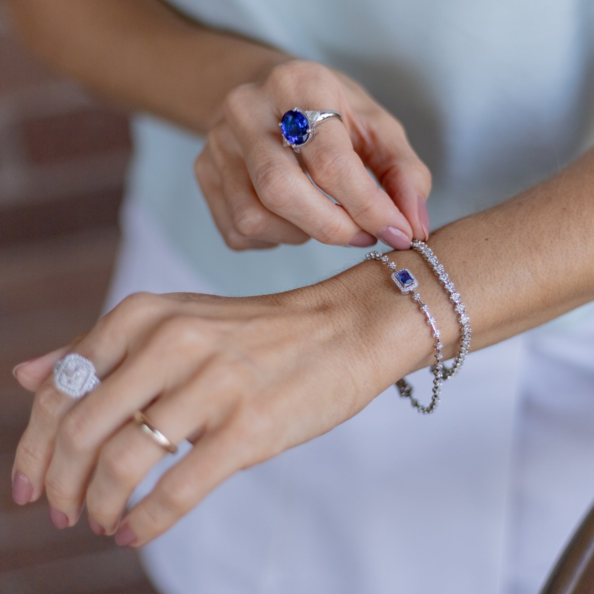 Pulseira Riviera Espaçada Safira e Diamantes